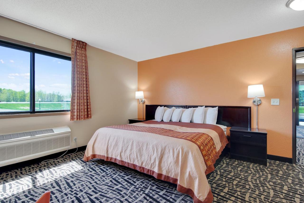 Americas Quality Inn & Suites - Finlayson Exterior foto